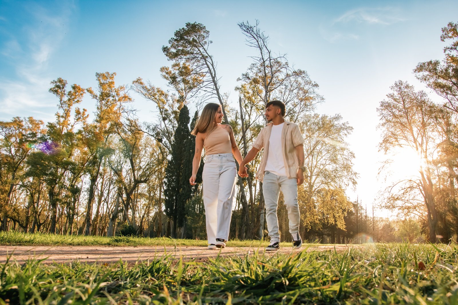 Agos y Alexis · Book de novios · Parque Villarino, Zavalla · fotografía 1