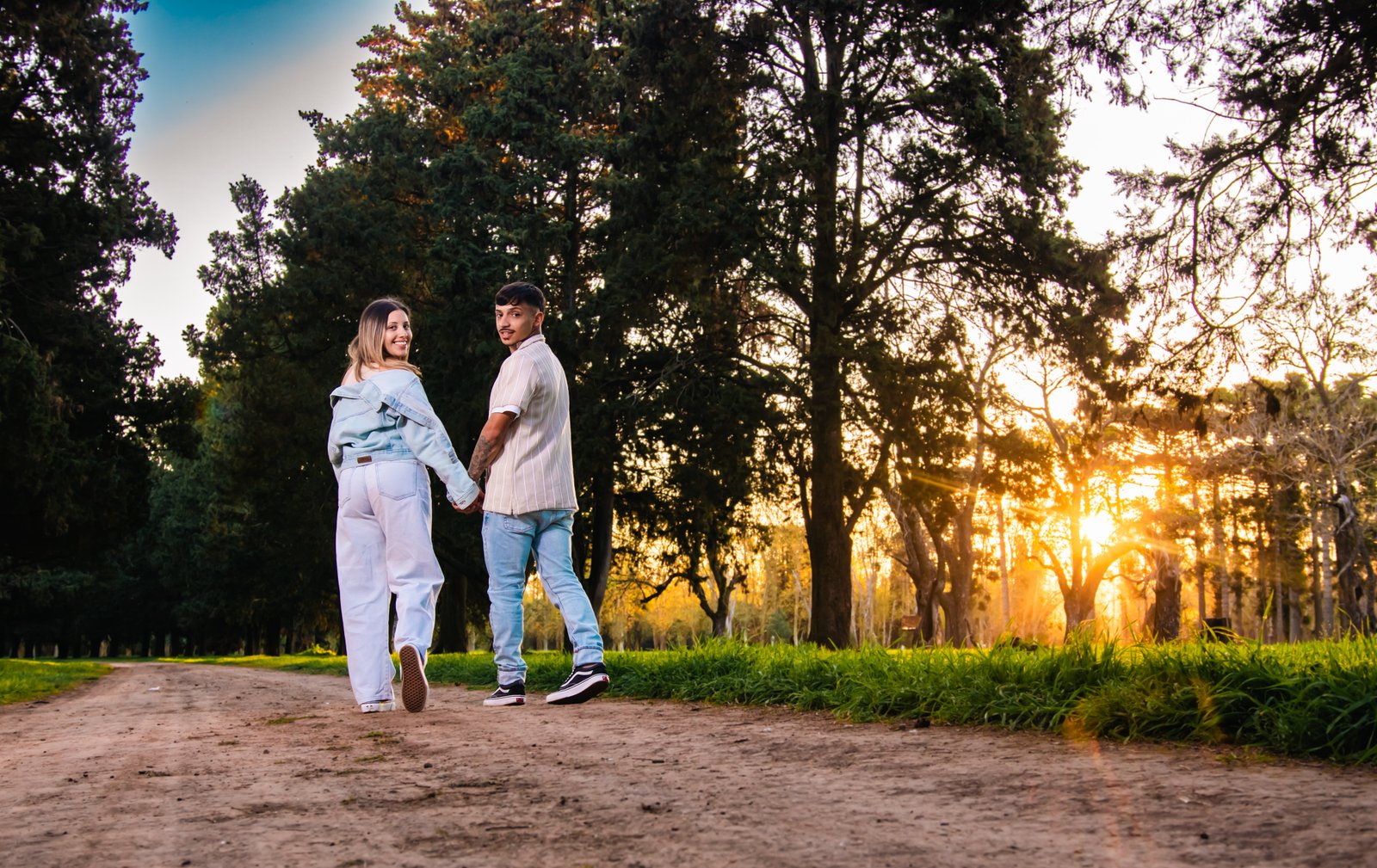 Agos y Alexis · Book de novios · Parque Villarino, Zavalla · fotografía 7