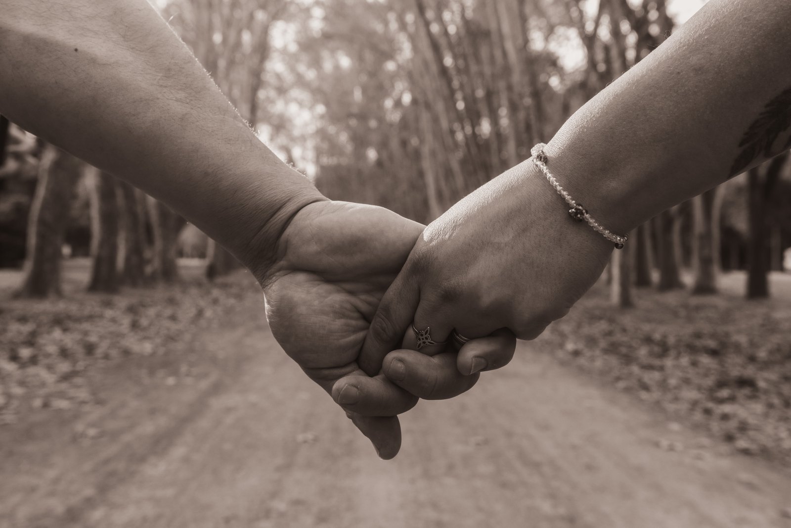 Clara y Marcos · Book de novios · Parque Villarino, Zavalla · fotografía 9