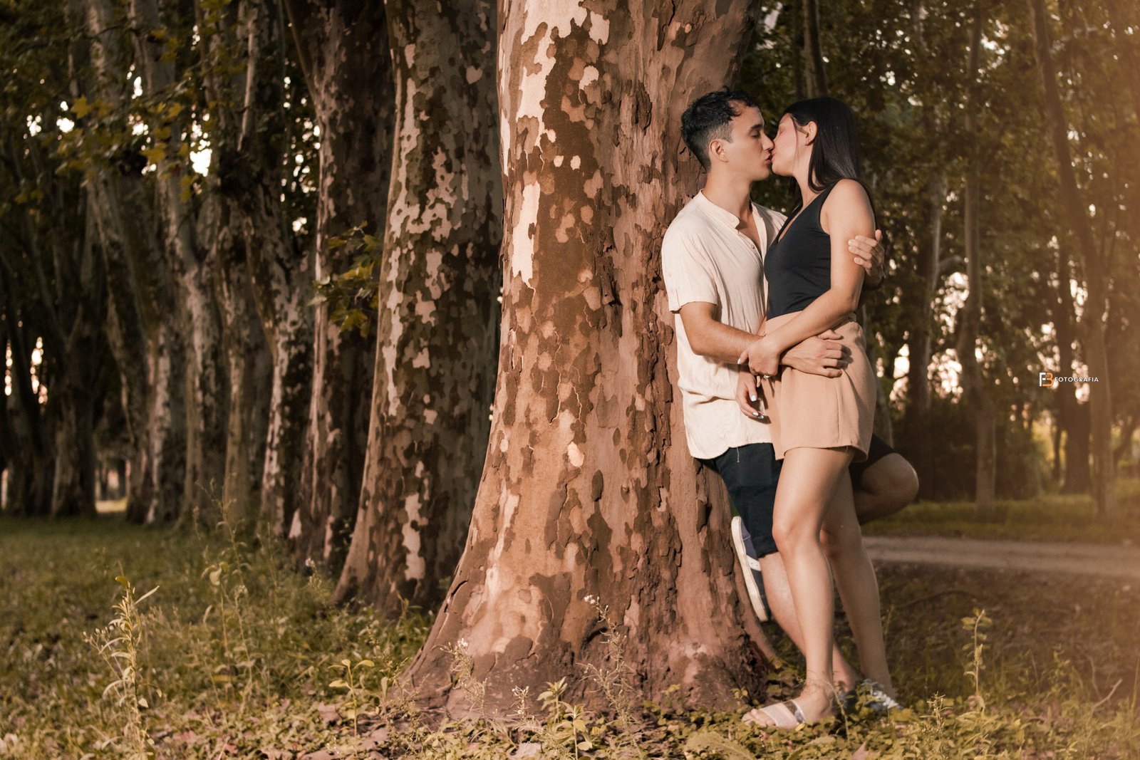 Flor y Joel · Book de novios · Parque Villarino, Zavalla · fotografía 1