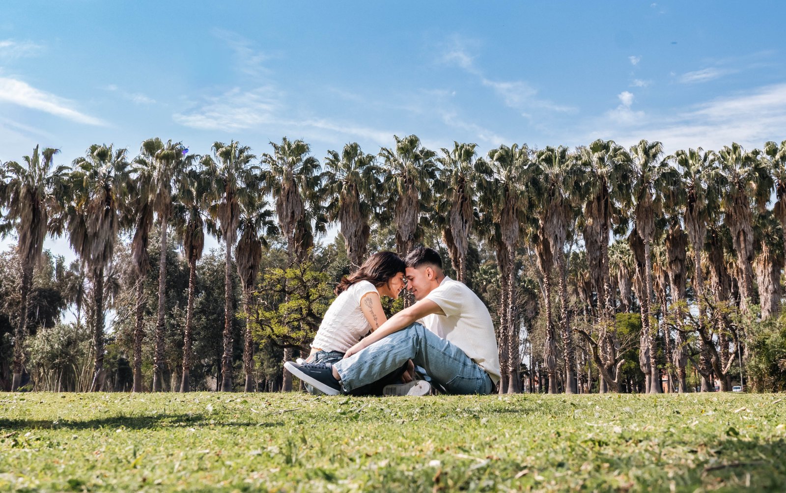 Ludmila y Lucas · Book de novios · Bosque de los Constituyentes, Rosario · fotografía 1