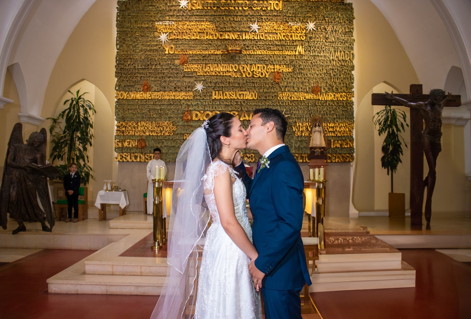 Clara y Javier · Iglesia Cristo Rey · Fotografía 10