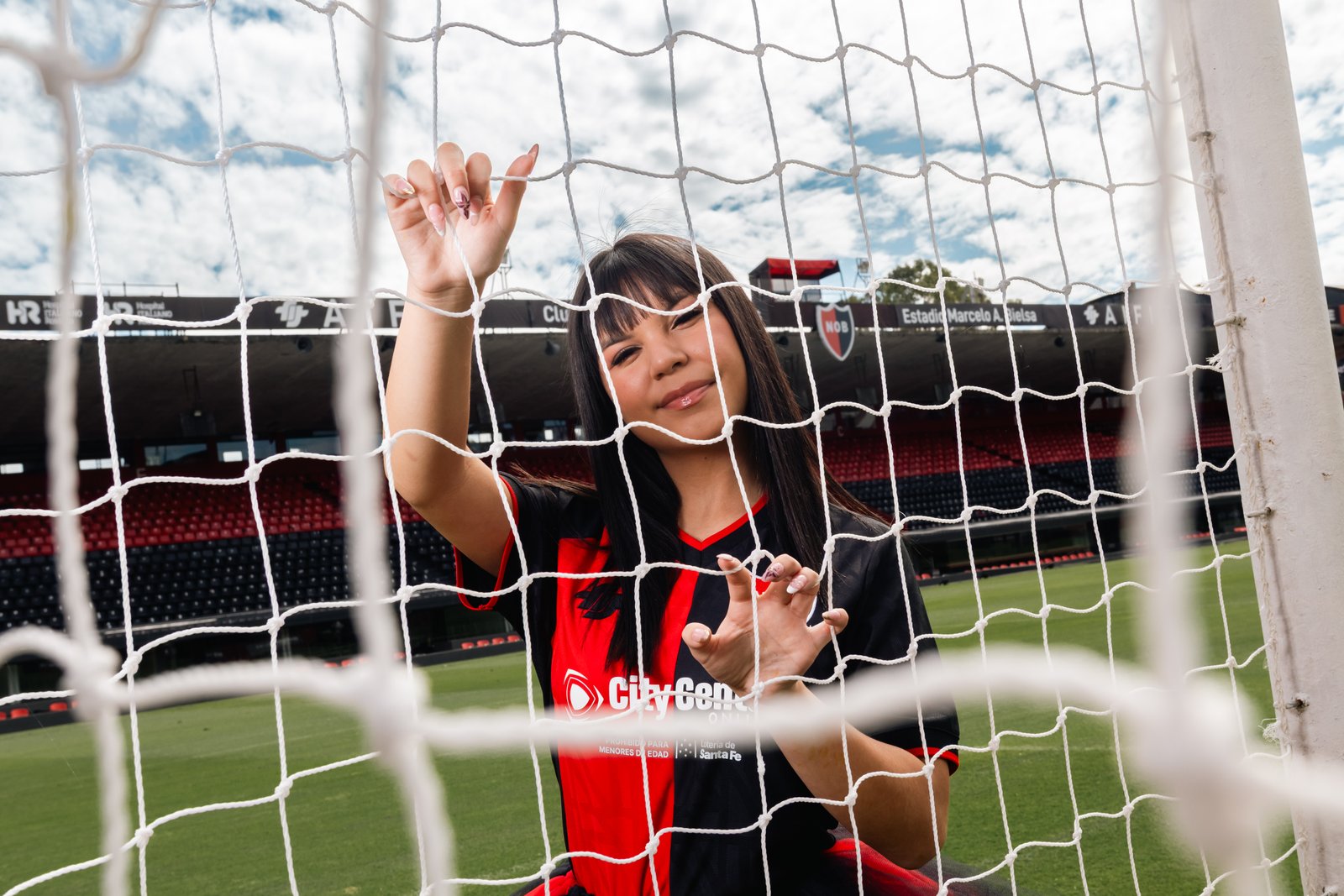 Ludmila · Book 15 · Estadio Newell’s Old Boys · fotografía 1